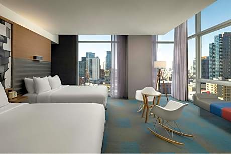 Aloft Chicago Downtown River North