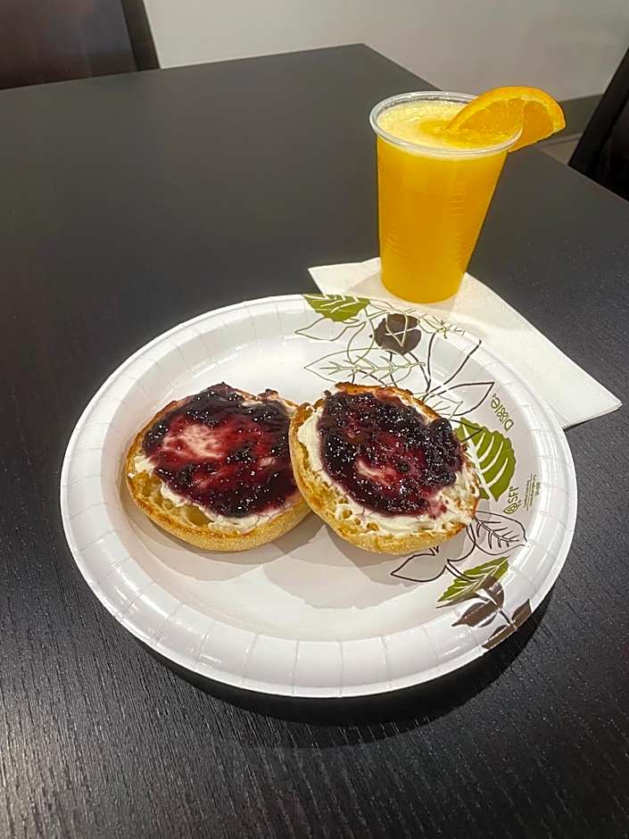 Howard Johnson by Wyndham Thunder Bay