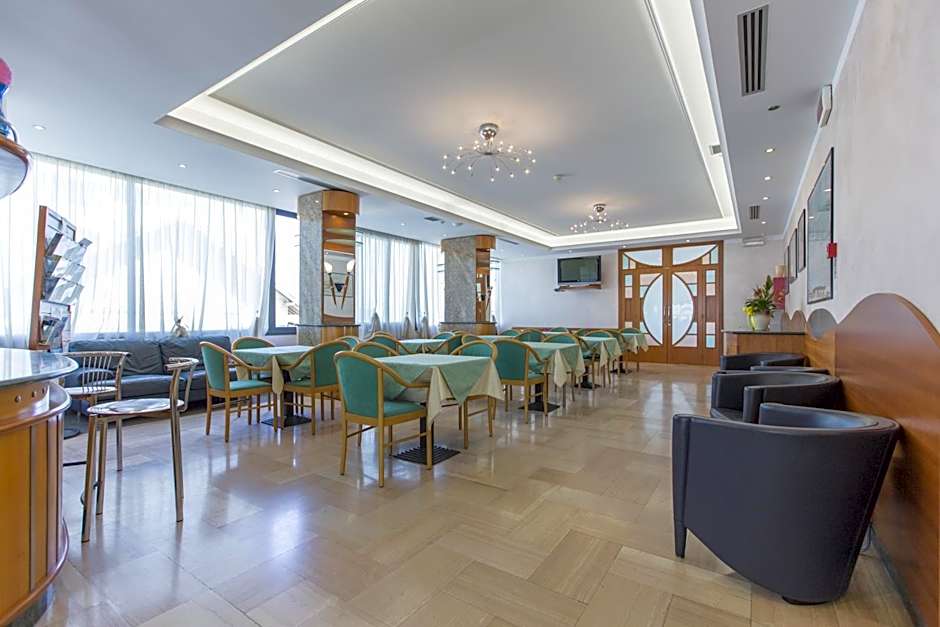 Hotel Metropole