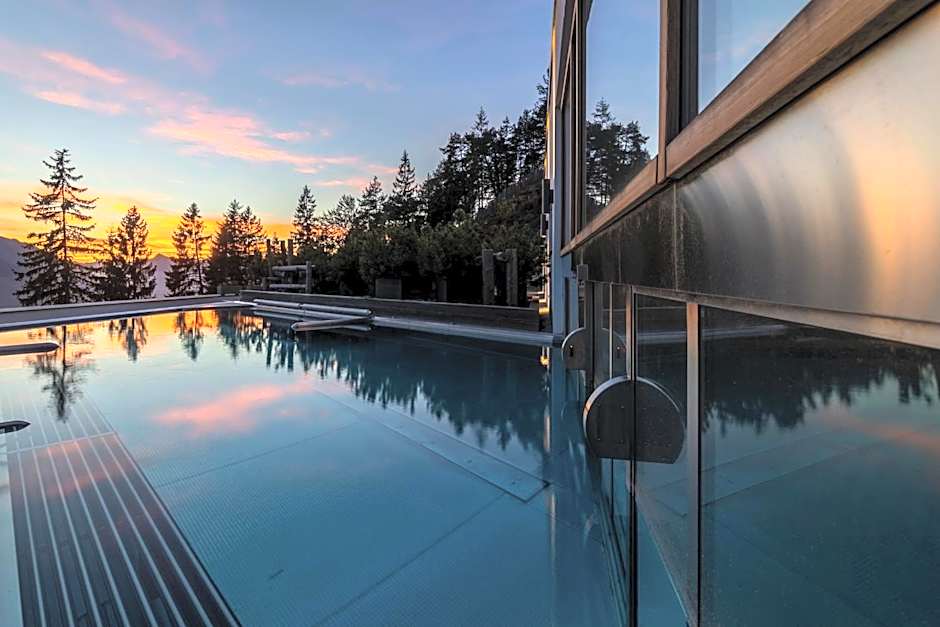 NIDUM - Casual Luxury Hotel