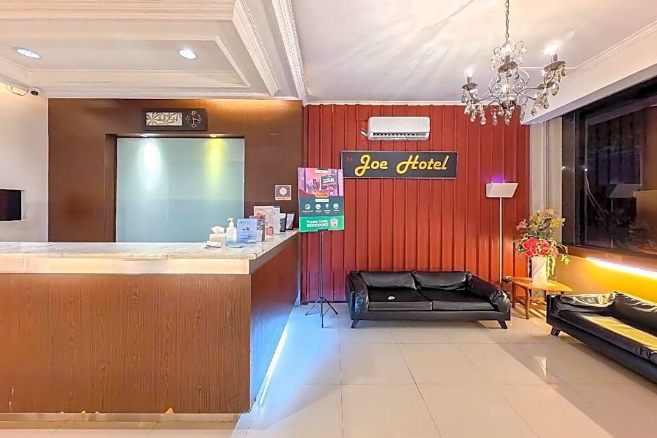 RedDoorz Plus near Soekarno Hatta Airport 2