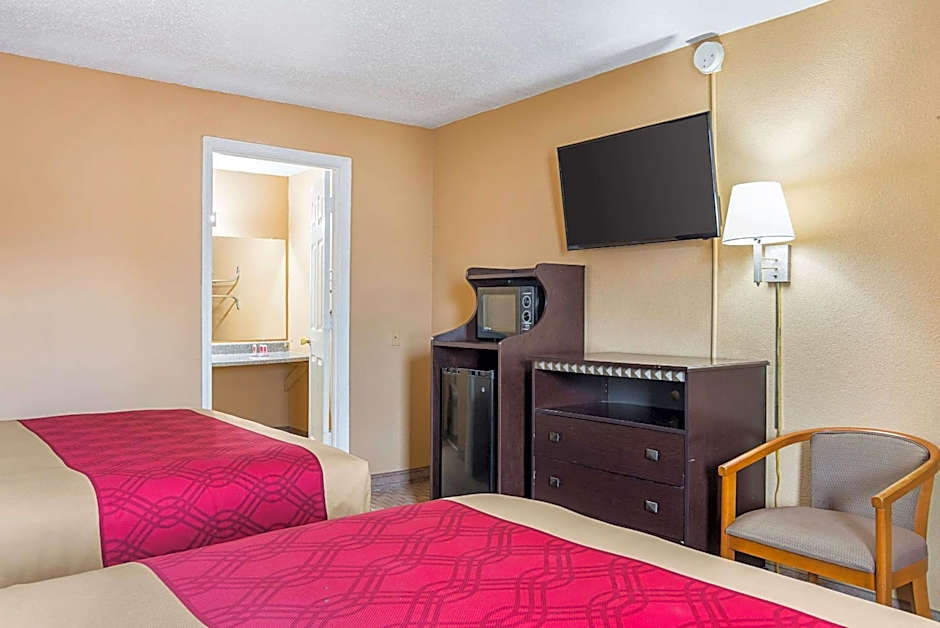 Econo Lodge Jacksonville near Little Rock Air Force Base
