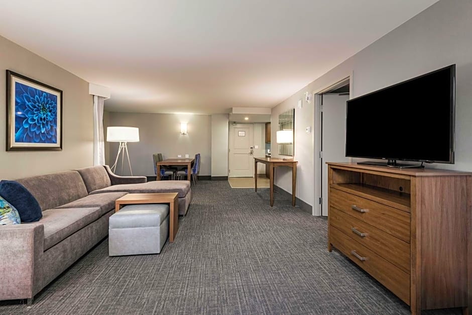 Homewood Suites By Hilton Ottawa Downtown