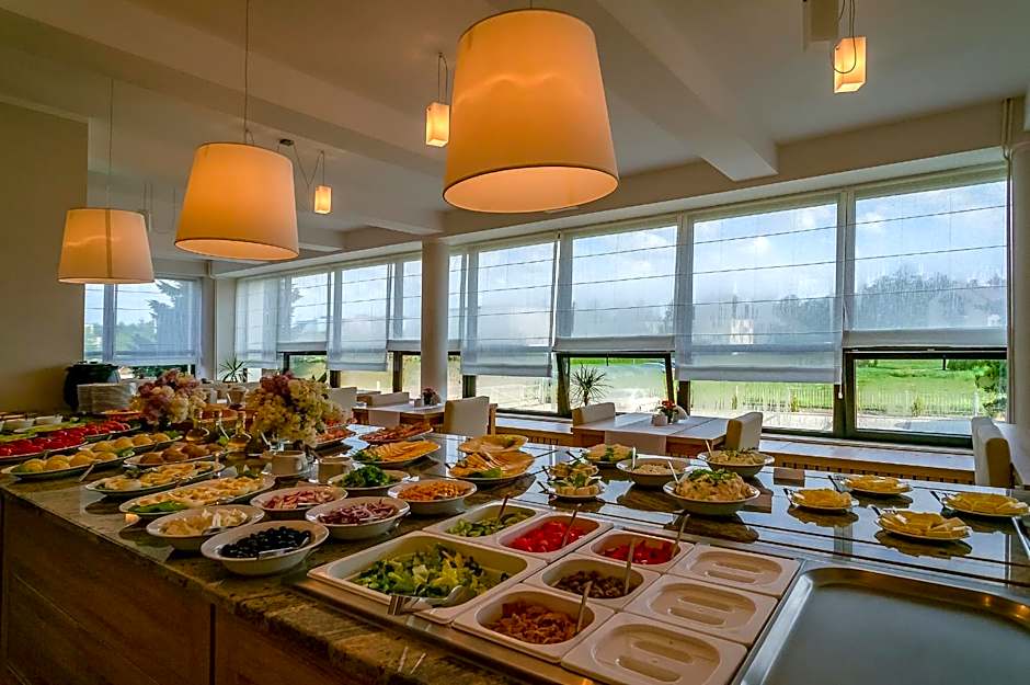 Hotel *** NAT Jarosławiec