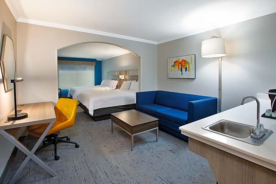 Holiday Inn Express Hotel & Suites - Sumter By IHG
