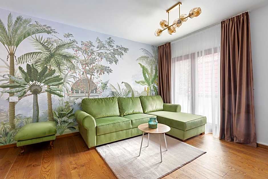 PEAK Aparthotel - Old Town - by CityHost