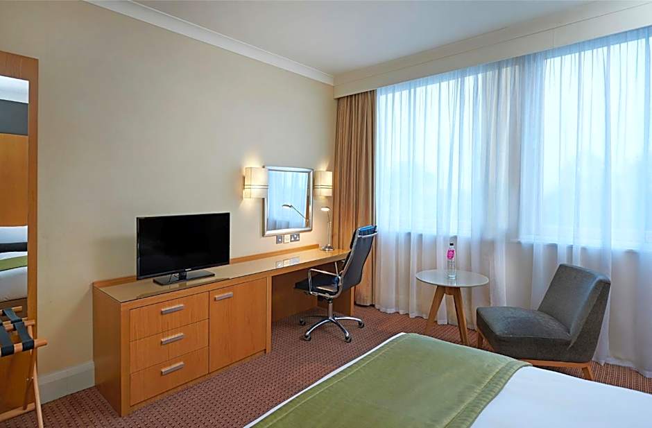 Crowne Plaza London Ealing By IHG