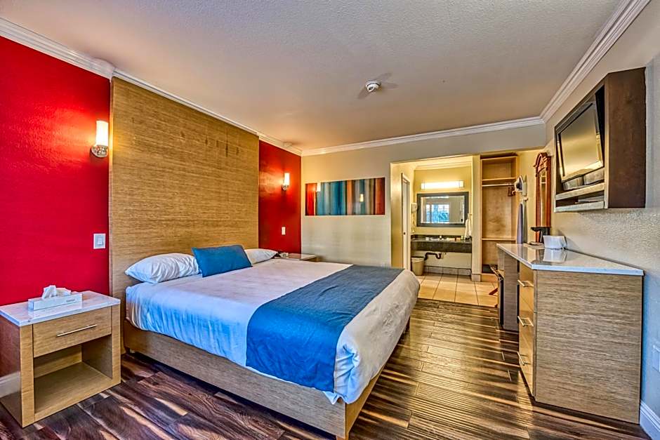 Hollywood City Inn