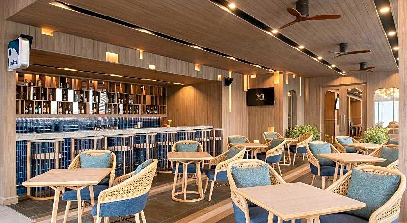 Eleven Hotel Bangkok Sukhumvit 11