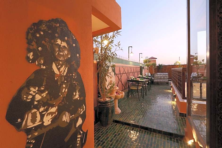 Riad Wazani Square & SPA