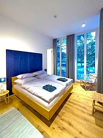 Duplex Apartment with Terrace - Salmon