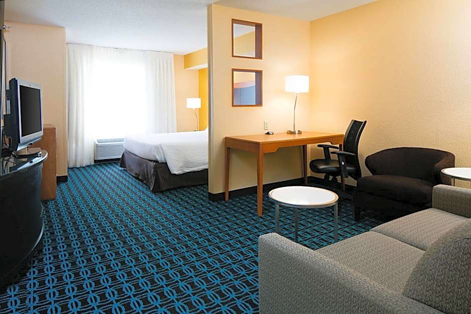 Fairfield Inn & Suites by Marriott Kansas City Airport