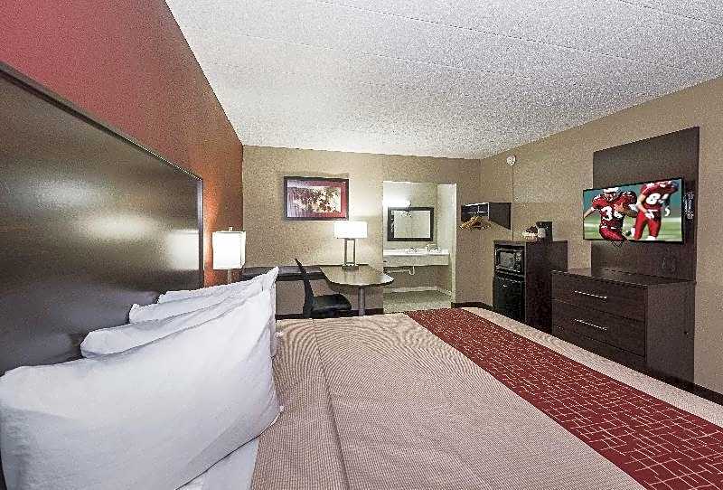 Red Roof Inn Clearfield