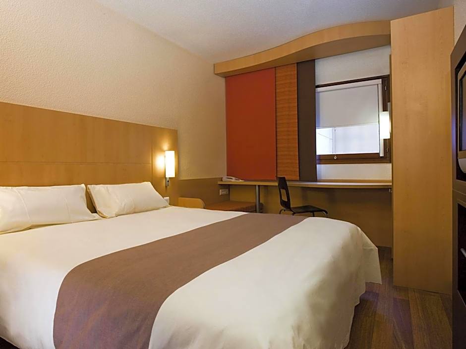 Ibis Delemont Delsberg Hotel