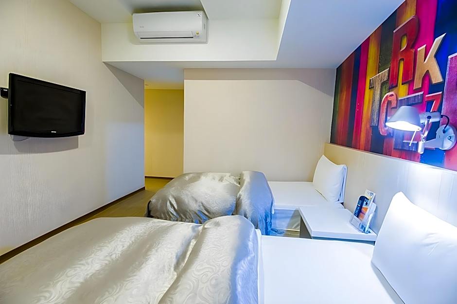 Sanduo Hotel