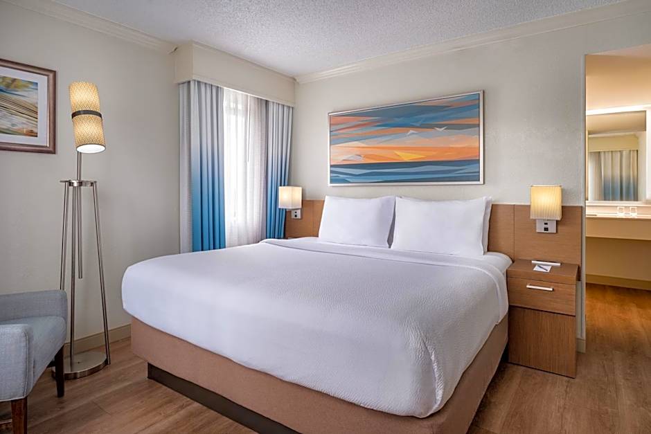 Courtyard by Marriott Naples