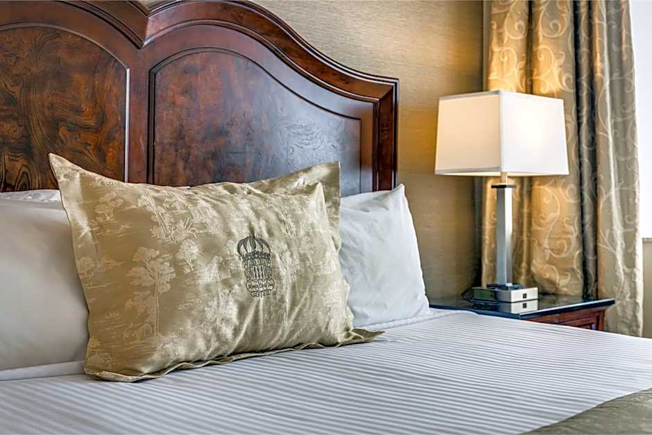 Monte Carlo Inn & Suites Downtown Markham