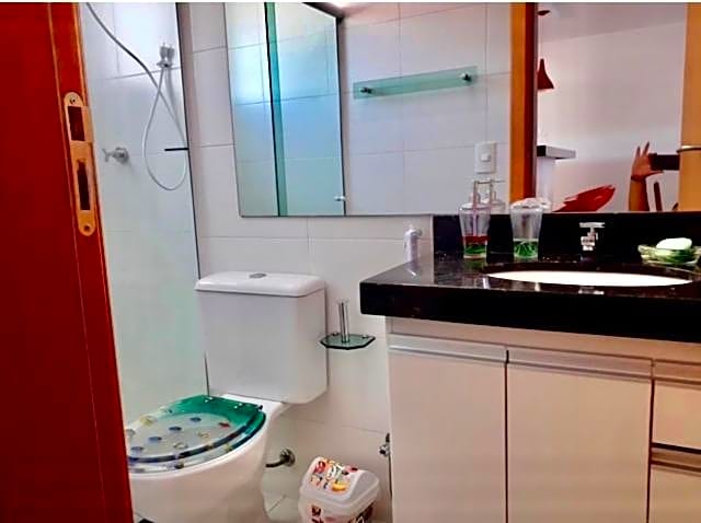 Apartamento aconchegante vista mar e piscina em cond de Arraial do Cabo