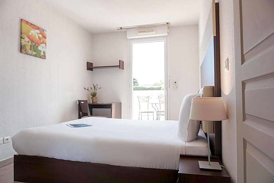 Comfort Aparthotel Six-Fours