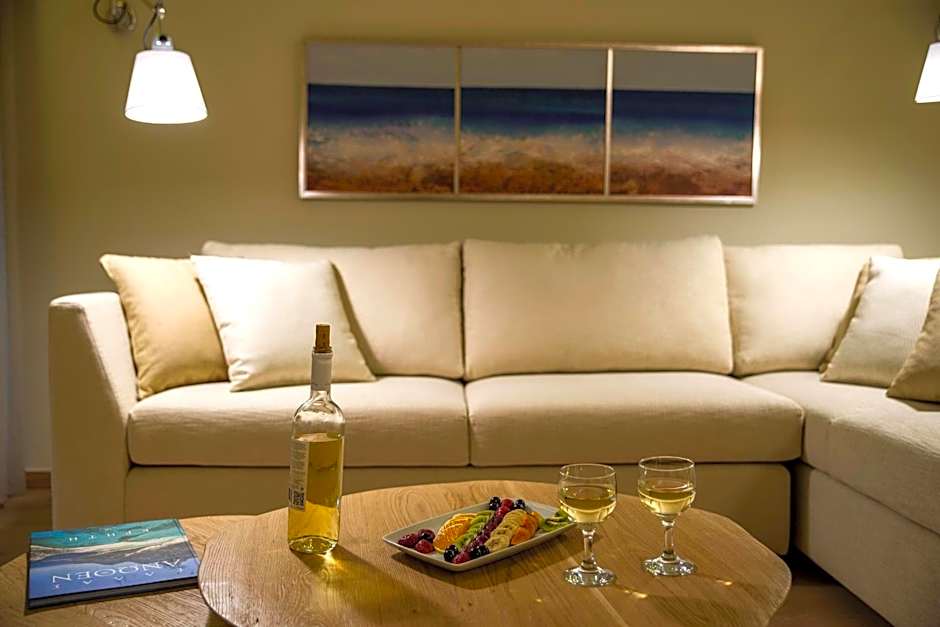 Swell Boutique Hotel