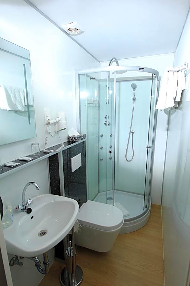 Waldhotel Albachmühle mit Albacher Stuben