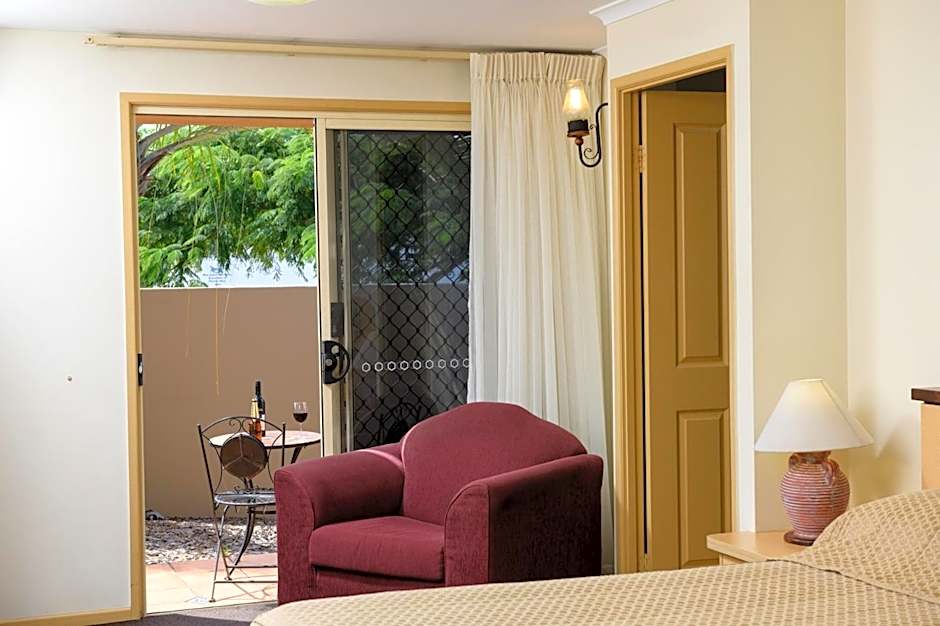 Villa Mirasol Motor Inn