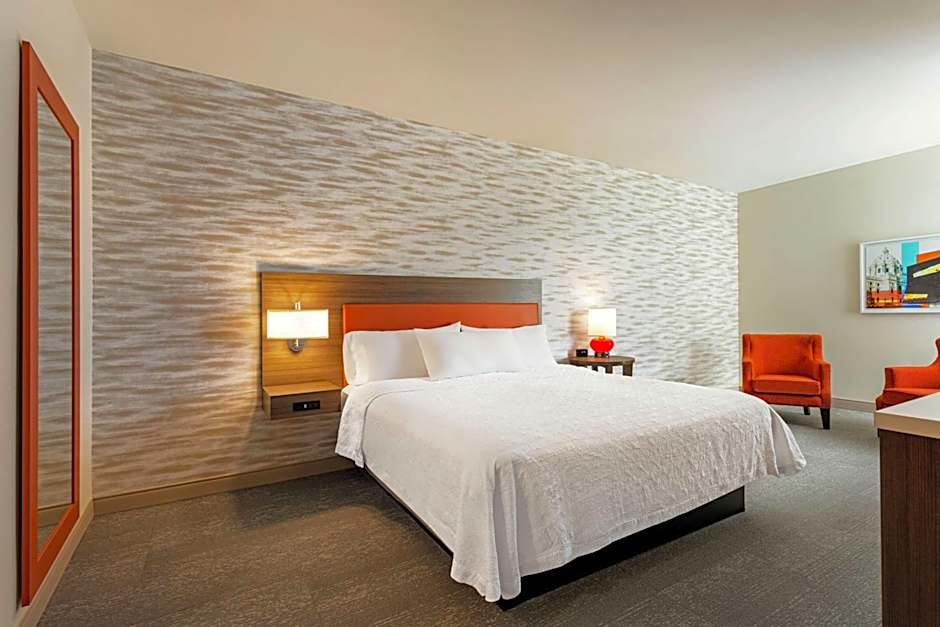 Home2 Suites by Hilton Minneapolis University Area