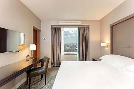 Classic, Guest room, 1 King, City view