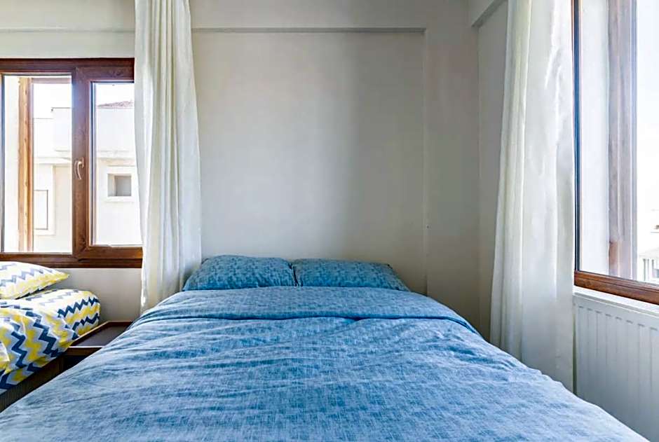 Comfortable villa with garden in “Urla İskele”