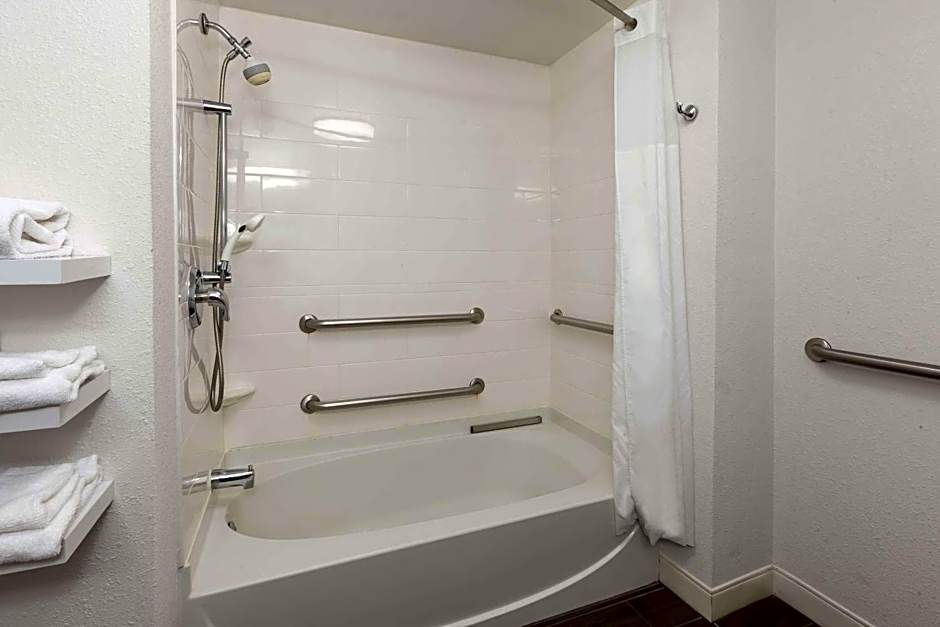 Hampton Inn By Hilton Waterbury