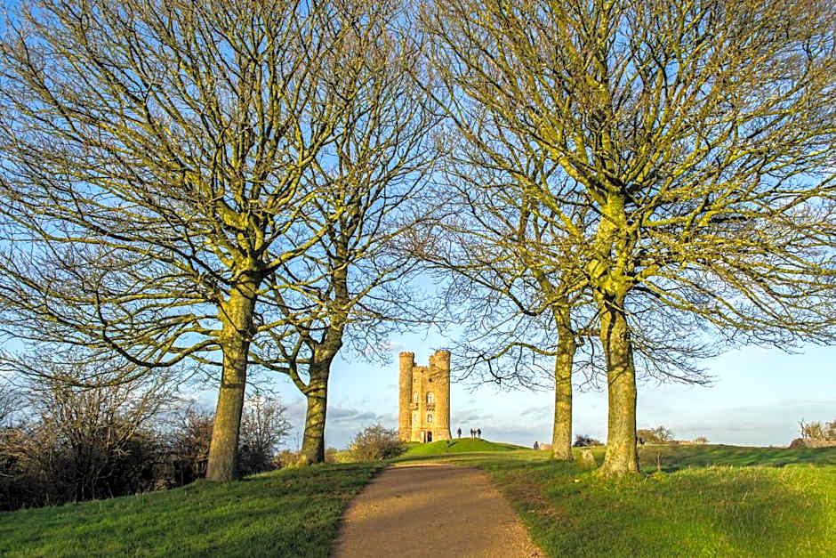 Crown and Trumpet Inn