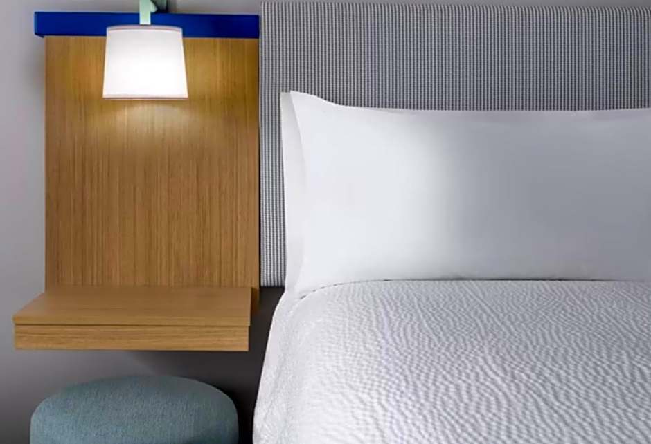 Garner Hotel Albuquerque Airport by IHG