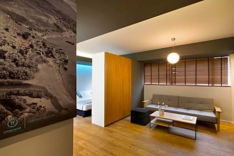 Deluxe Family Suites