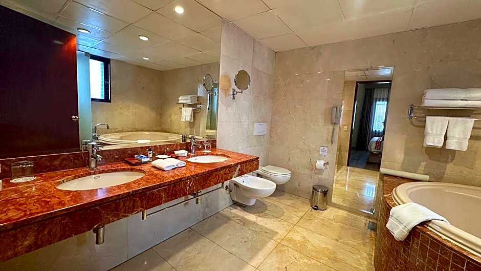 Costa del Sol Trujillo Centro