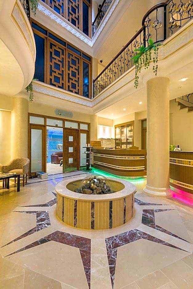 Black Bird Thermal Hotel & SPA