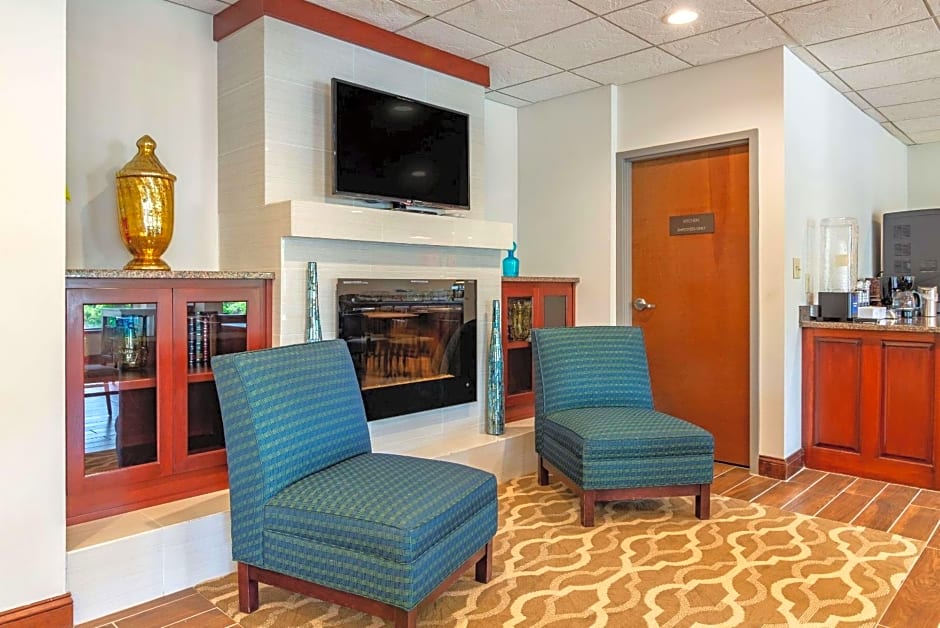 Comfort Inn & Suites Dahlonega University Area