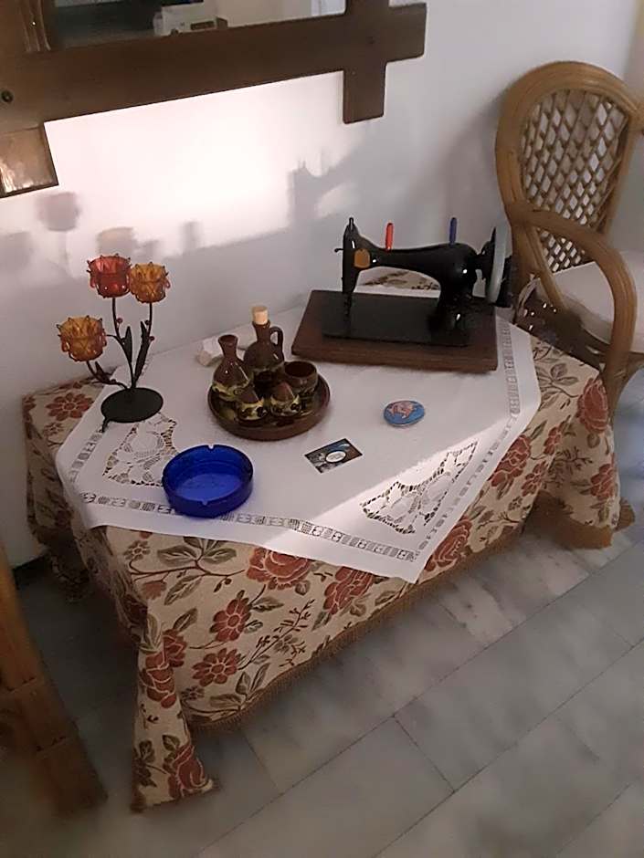 Magda Studios - Double Bed Room N4