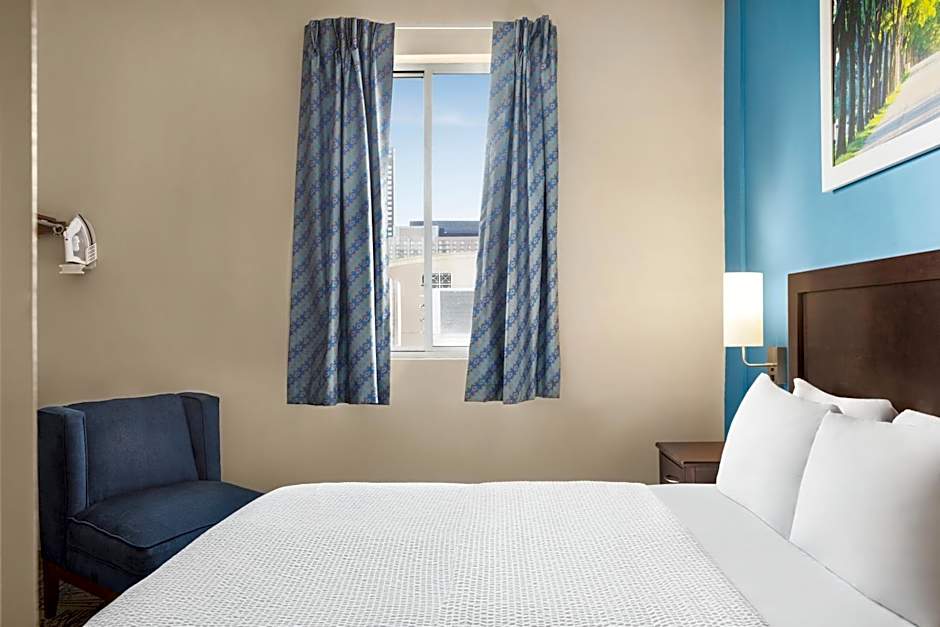Days Inn by Wyndham Philadelphia Convention Center