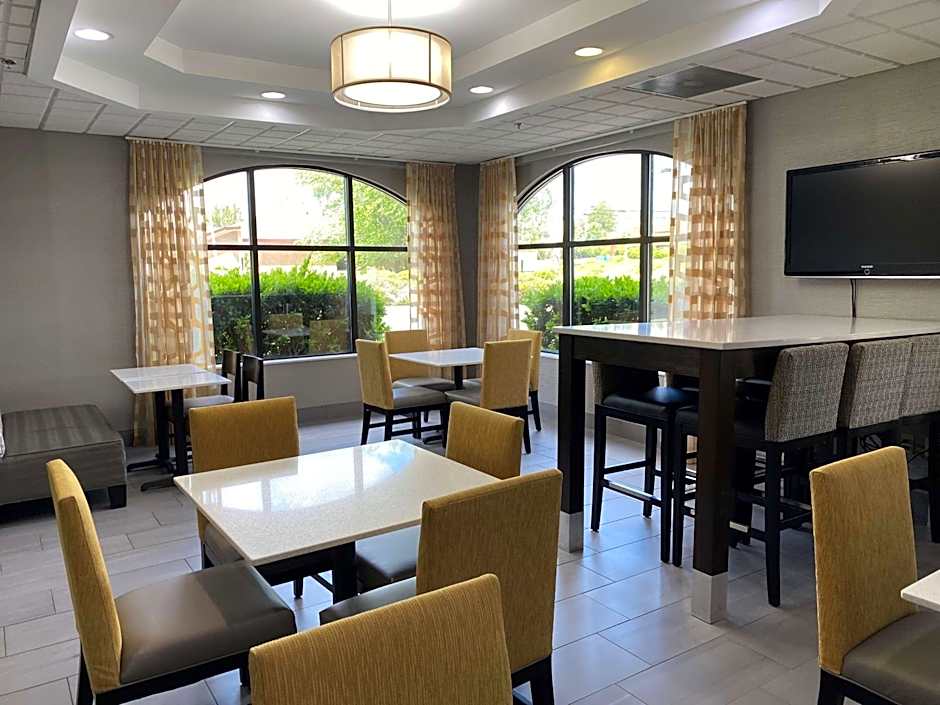 Best Western Executive Inn & Suites