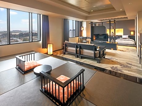 Suite with Tatami Area - Non-Smoking