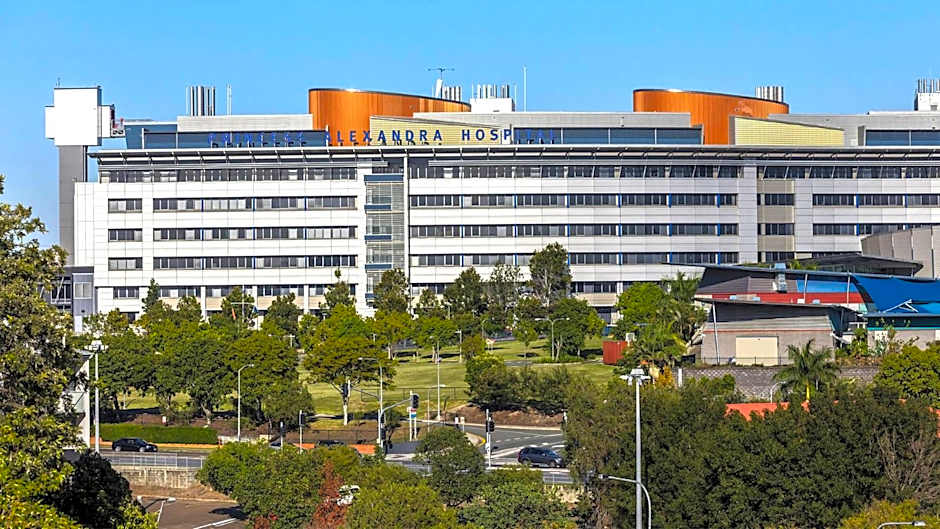 Oaks Brisbane Woolloongabba Suites