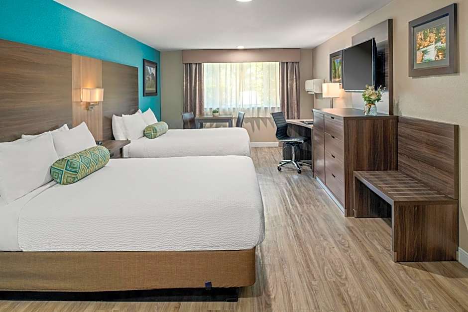 Yosemite Southgate Hotel & Suites