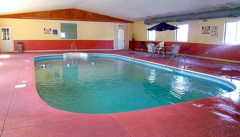 Motel 6-Hannibal, MO
