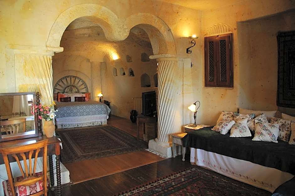 Elkep Evi Cave Hotel