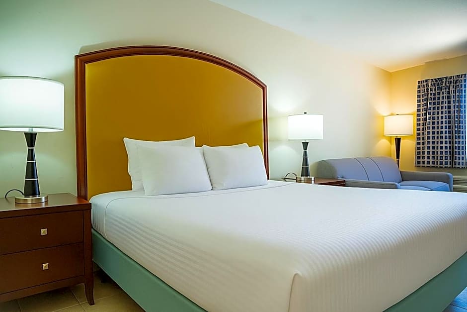 Serena Inn