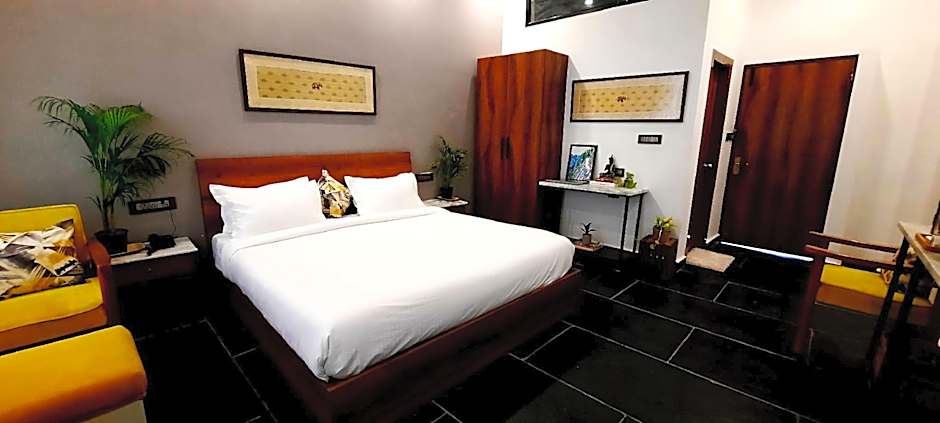 Meeram Ganga- A Boutique Stay By The Ganges!