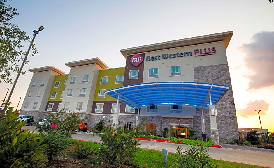 Best Western Plus Pasadena Inn & Suites