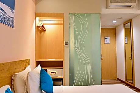 Superior Vibe - Double or Twin Room