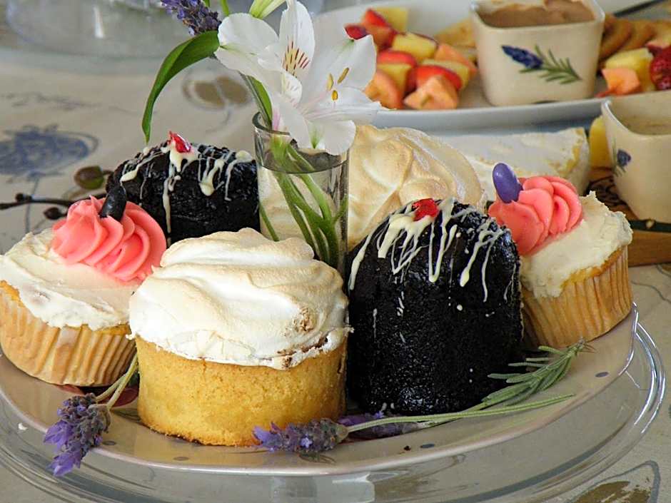 138 Marine Beachfront Guesthouse