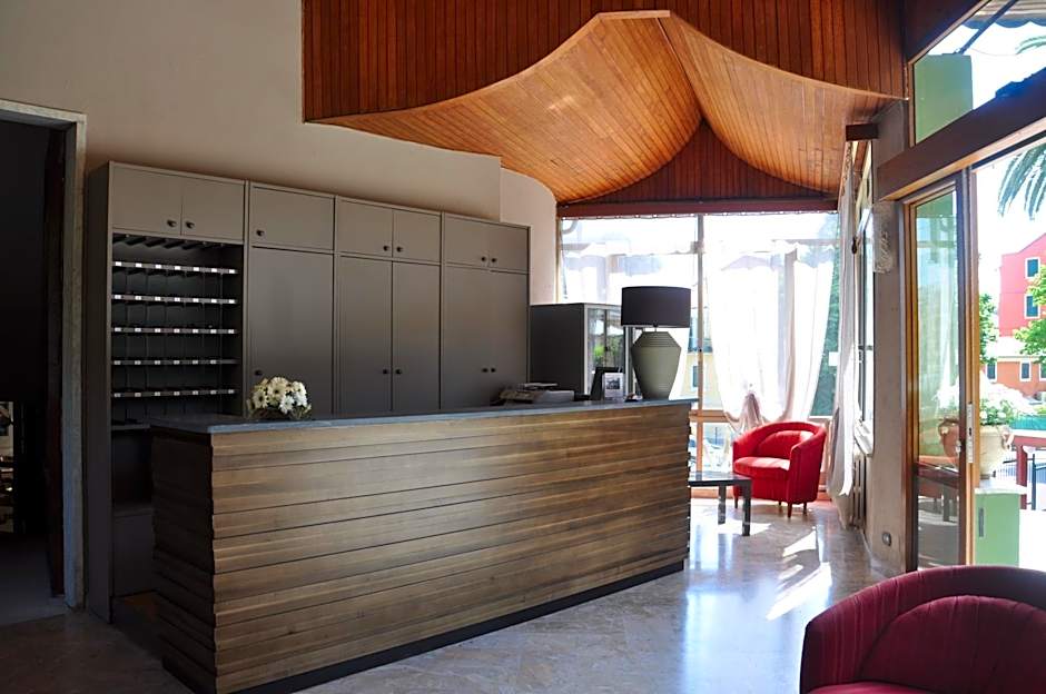 Hotel Residence Moneglia